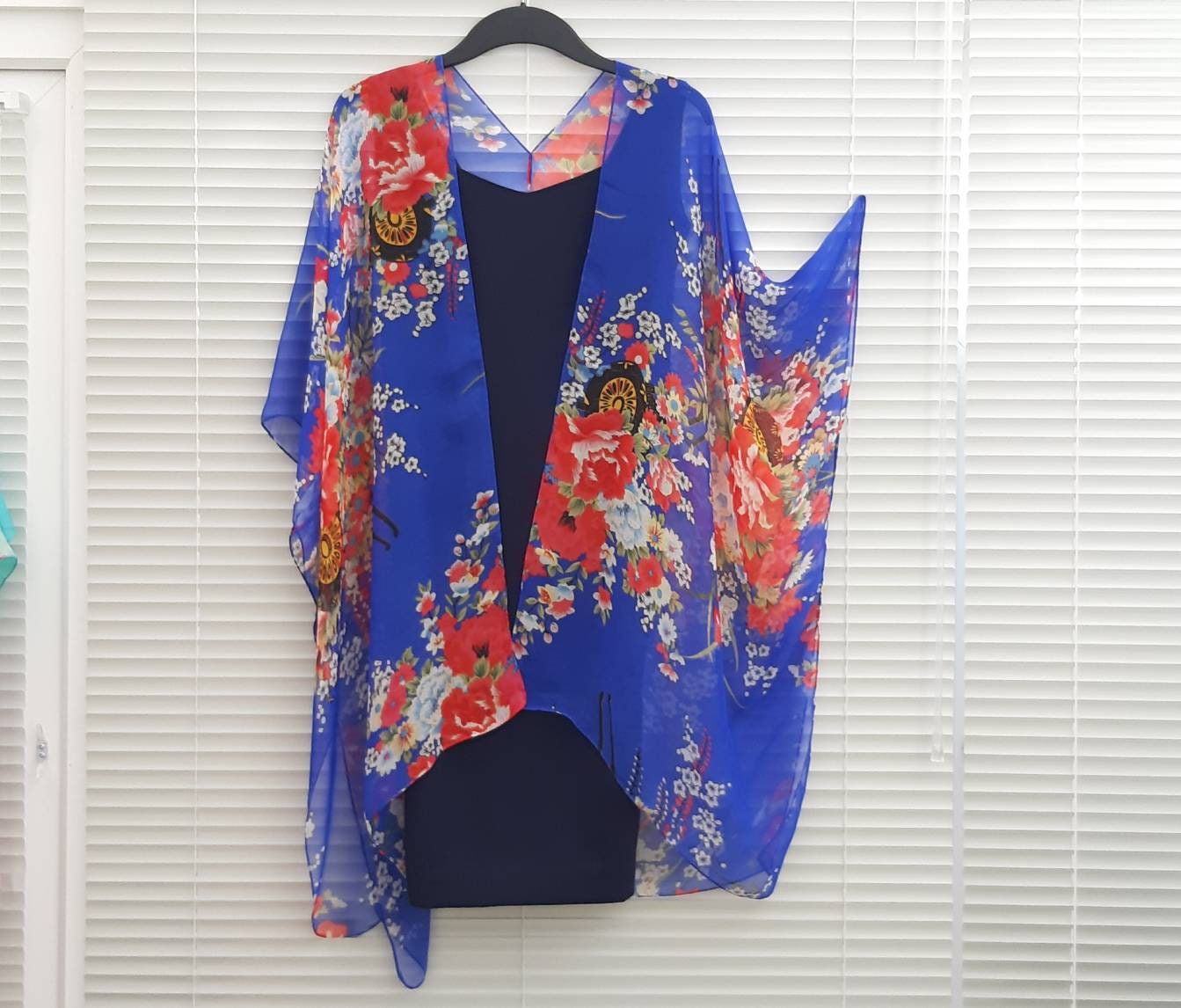 Evans floral hotsell kimono jacket