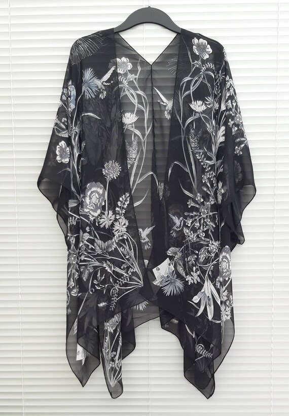 Black floral kimono sale