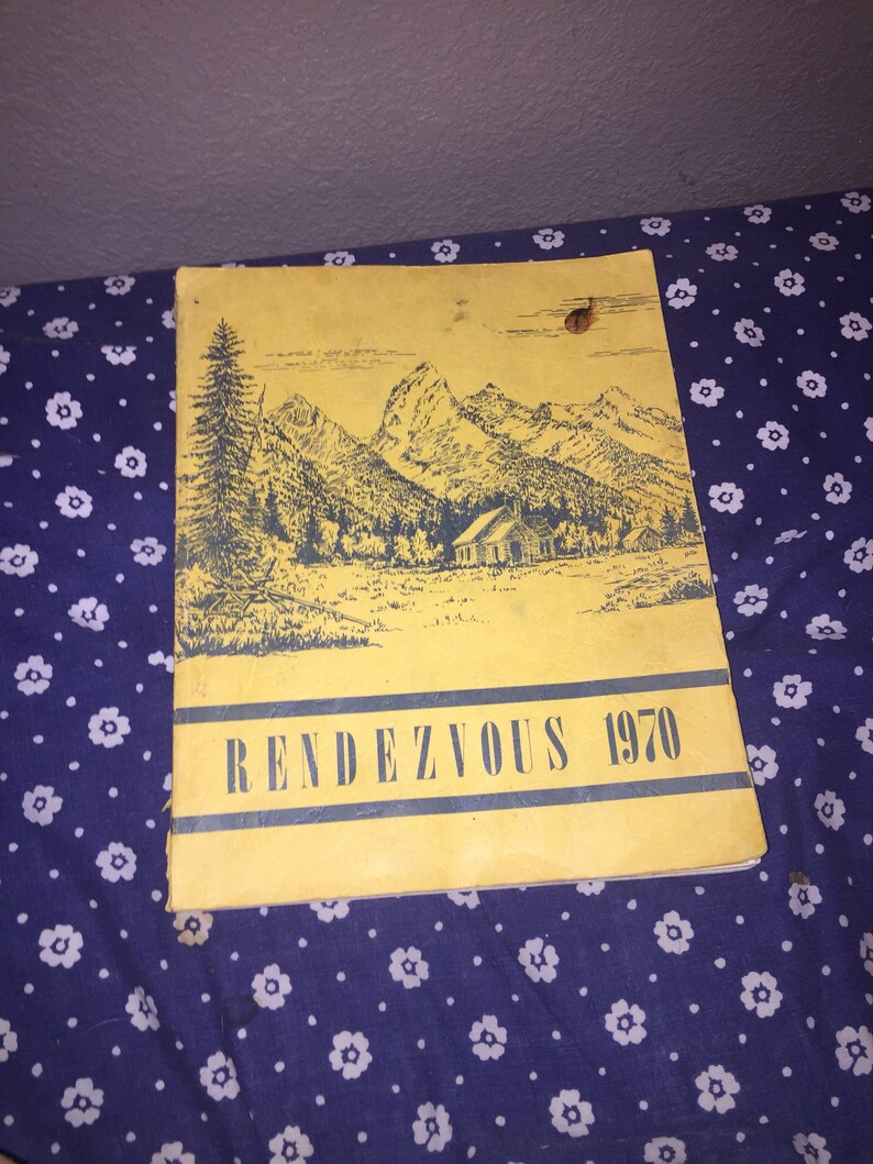 Vintage 1970s Yearbooks From Casper Wyomingkelly Walsh High Etsy