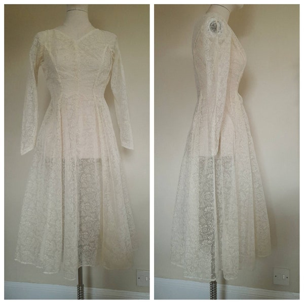 Abito da sposa anni '50, Abito color crema vintage da sposa, Tessuto floccato floreale, Abito estivo corto anni '50, Abiti unici degli anni Cinquanta