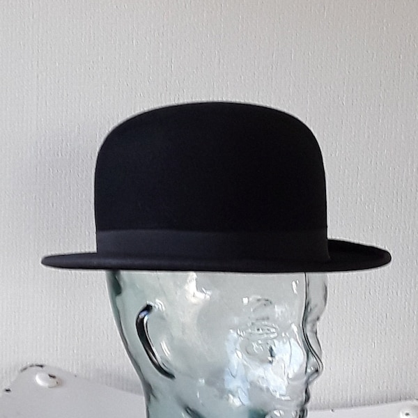 Classic Bowler Hat, Black felt bowler, Fli-weight CEL Headwear, Mens bowler hat, Gents Derby hats, Classic hats, Edwardian bowler hat