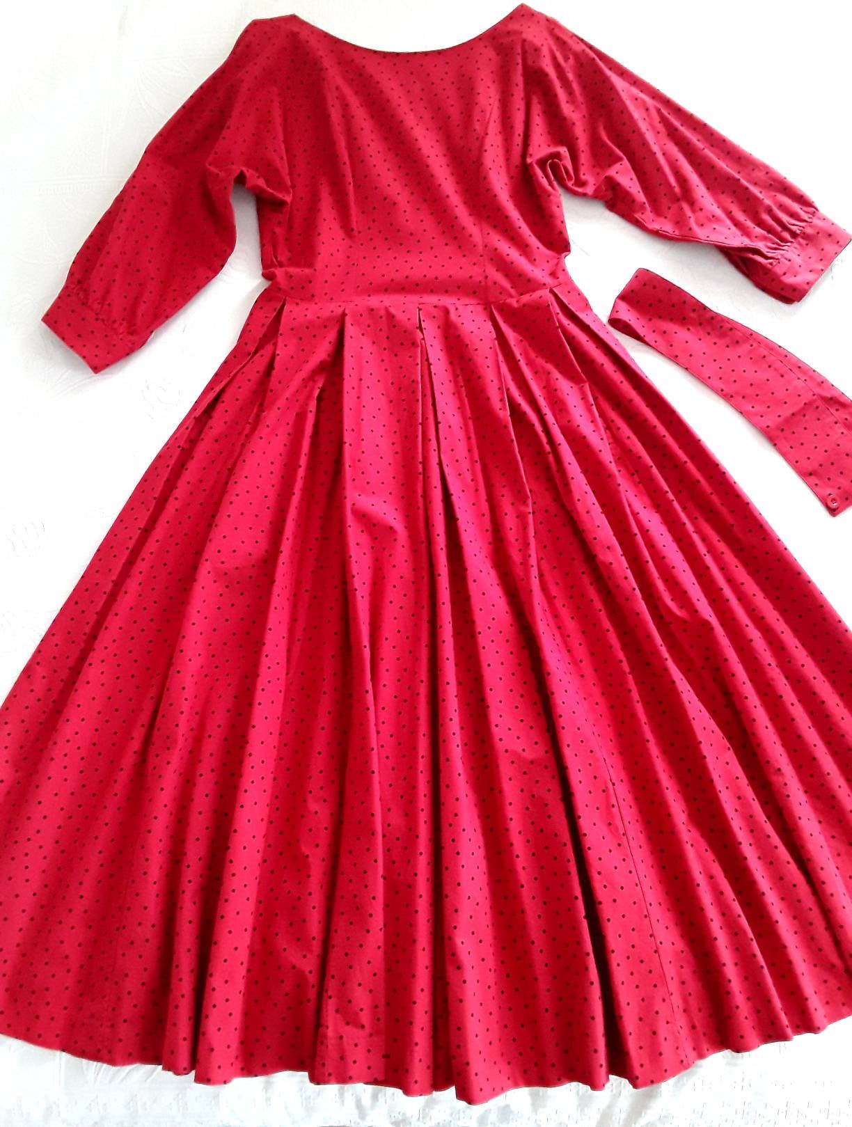 Laura B Red Dress
