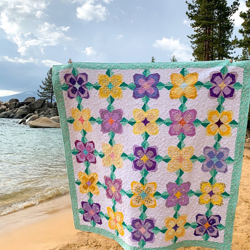 Violets Quilt Pattern - Etsy UK