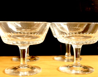 liqueur bowls - true vintage -Set of four