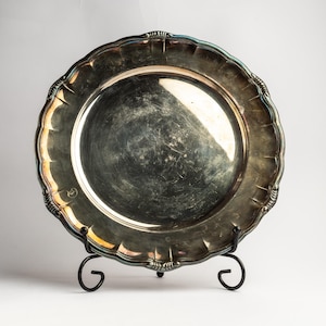 Vintage melchior serving tray Round metal vanity tray Decorative serving platter Metal plate