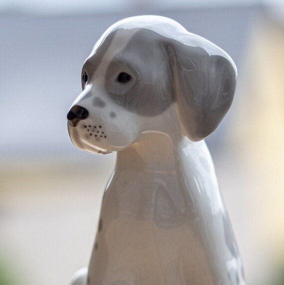 ダルメシアン風 陶器犬の置物 ヴィンテージ LFZ 磁器製ダルメシアンの置物：コレクター向け陶器の