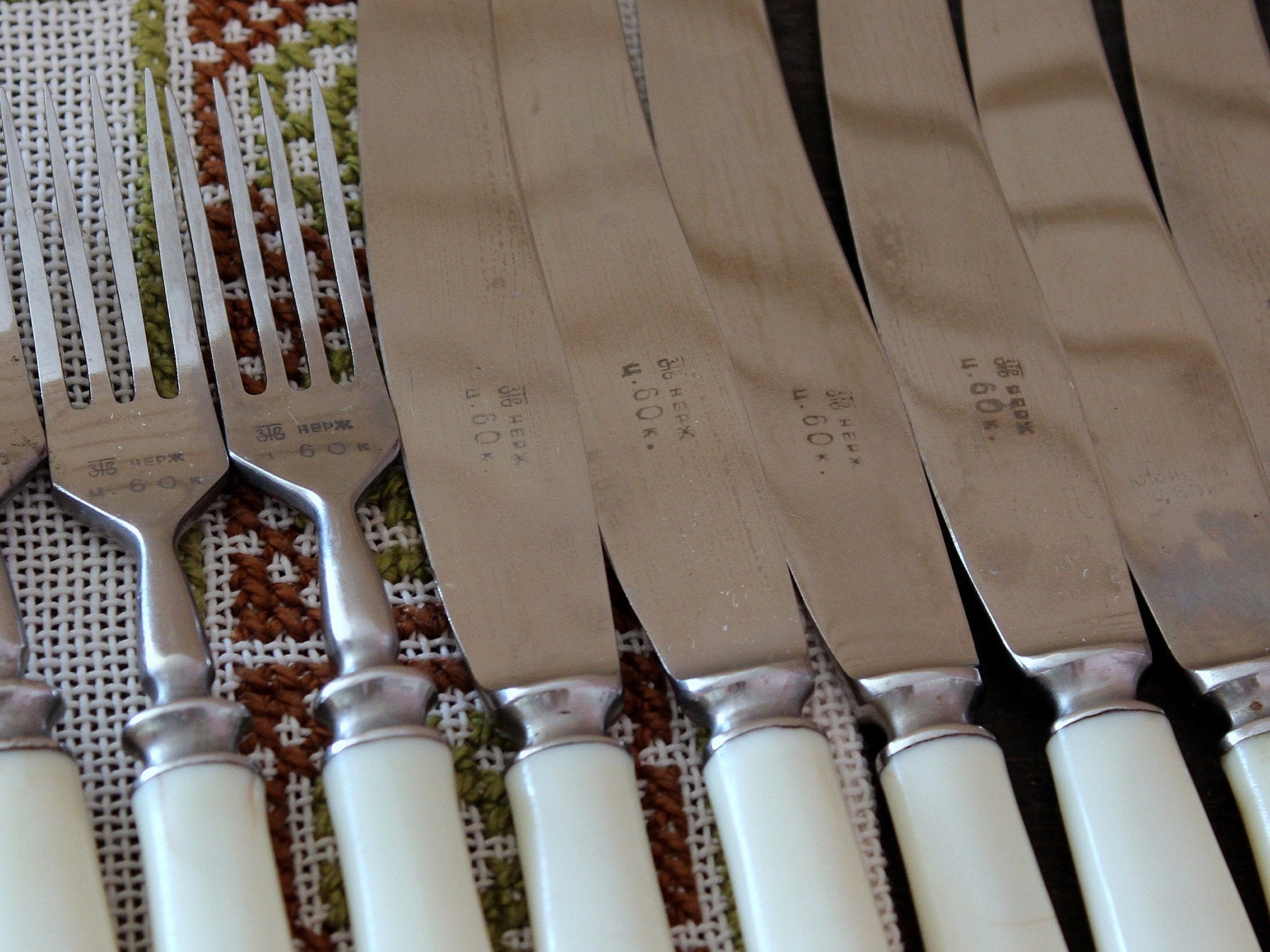 12 Knives and forks with bakelite handles Vintage flatware set Etsy