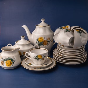 Vintage Riga Porcelain Coffee Set: Chrysanthemum Espresso Cups, 1970s
