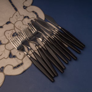 12x bakelite cutlery set 6 Knives and 6 forks with black bakelite handles Vintage flatware set Antique silverware set