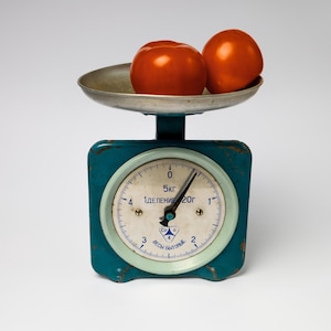 Vintage kitchen scales blue Old farmhouse scale decor Working old European weighing scales