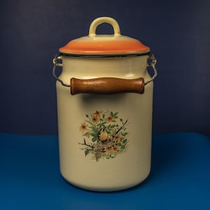 Enamel milk can with lid Yellow pail with lid Watering can enamelware