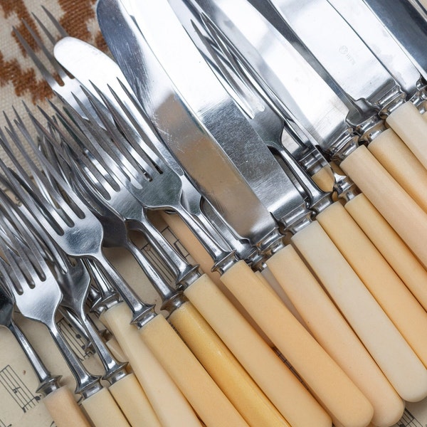 12x Bakelite cutlery set 6 Knives and 6 forks with yellow bakelite handles Vintage flatware set Antique silverware