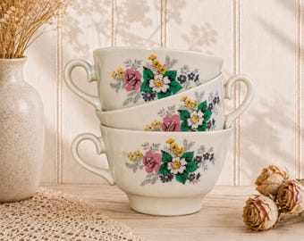 Tazas de espresso vintage con estampado floral: Juego de 3 tazas de porcelana de Riga