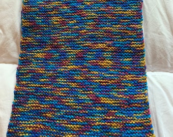 Scarf in wool found dominant color blue