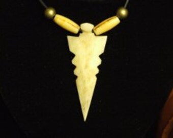 COLLAR GENUINO BONE ARROWHEAD