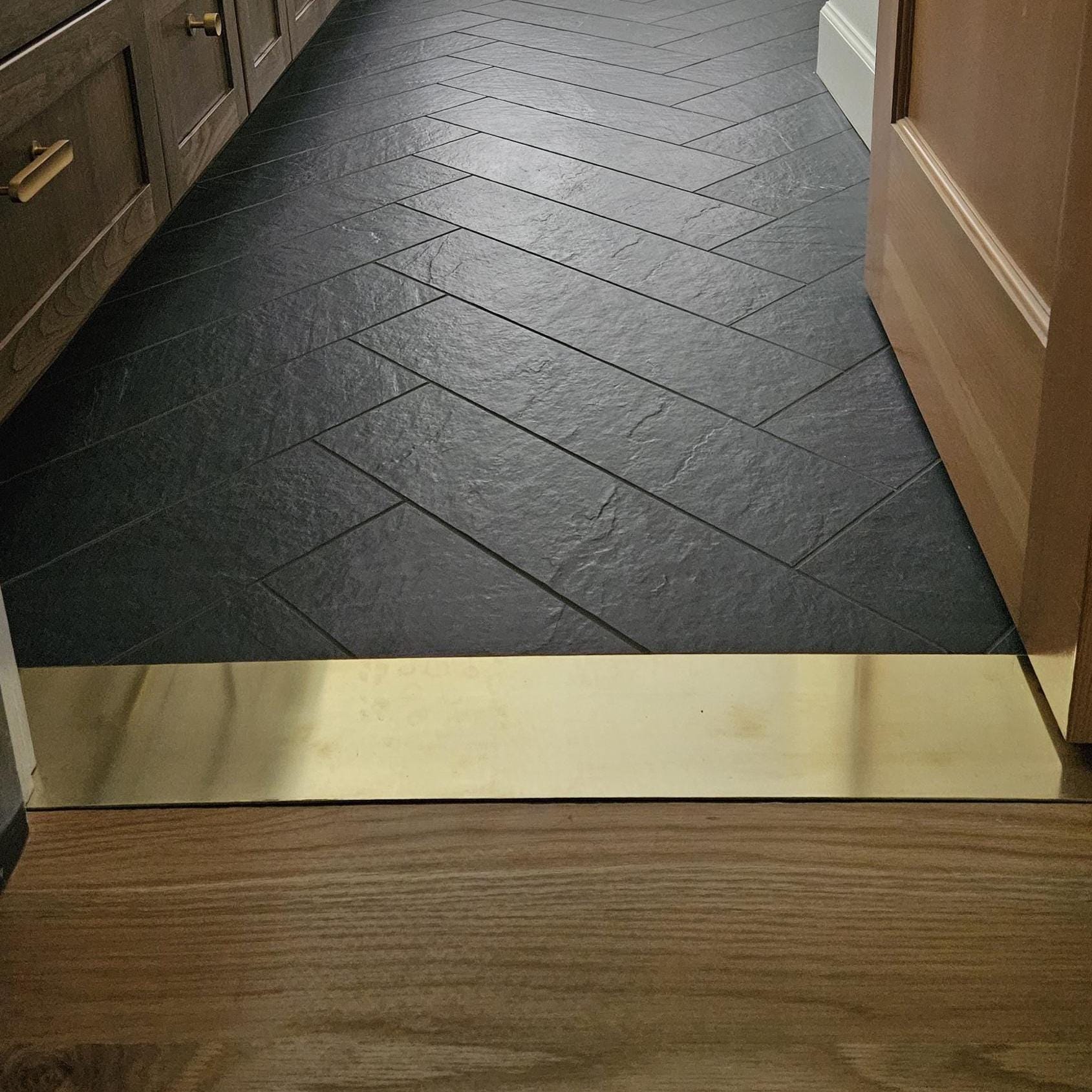 Jacob's Solid Brass Floor Transition Threshold: 14 Gauge, Finished
