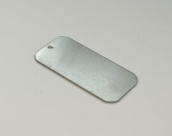 Tagi Laurel's 1" x 2" TUMBLED aluminiowe 16 Ga (0,050"), pojedynczy otwór, zaokrąglone narożniki (10-400)