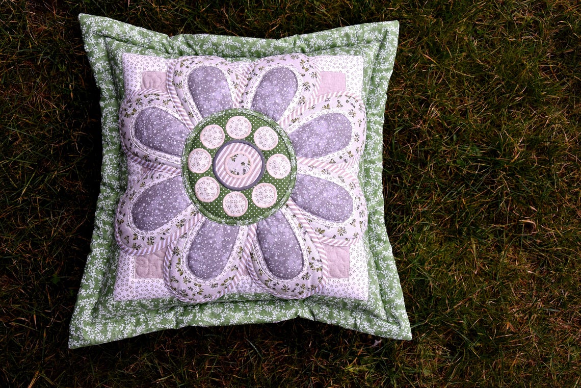 Pdf Pattern for Decorative Pillow With Flower Appliqué Pattern