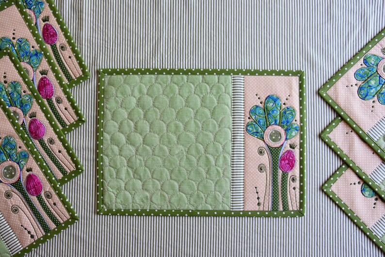 Placemats Kitchen Linens Flower Applique Kajura Design Quilt Etsy
