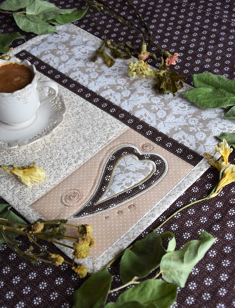 Placemats Kitchen Linens Heart Applique Kajura Design Quilt Etsy