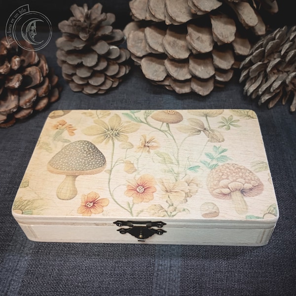 Small Desktop Organizer - Flowers and Mushrooms - Jewelry Box,  desk storage, Cottagecore, Wooden Case, Decorative, Handmade, Gift, nature,