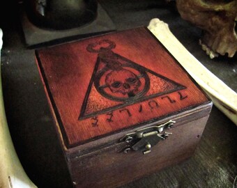 Little wood burned box - Enochian Angel of Fire -