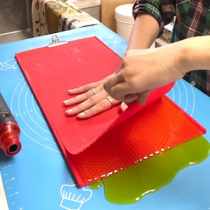 High quality Silicone honeycomb beeswax sheets mold for rolled candle or beehive foundation image 5