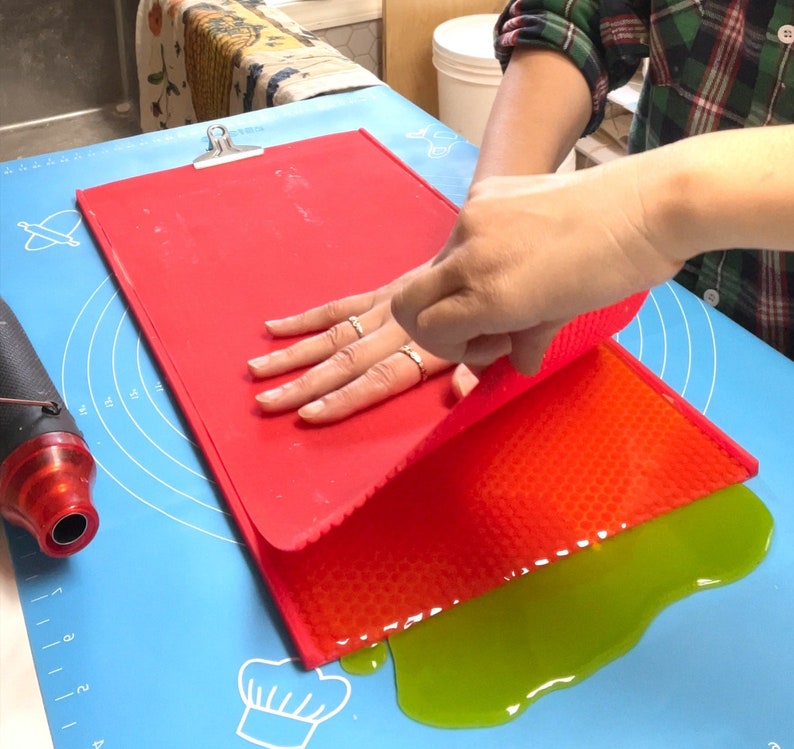 High quality Silicone honeycomb beeswax sheets mold for rolled candle or beehive foundation image 5