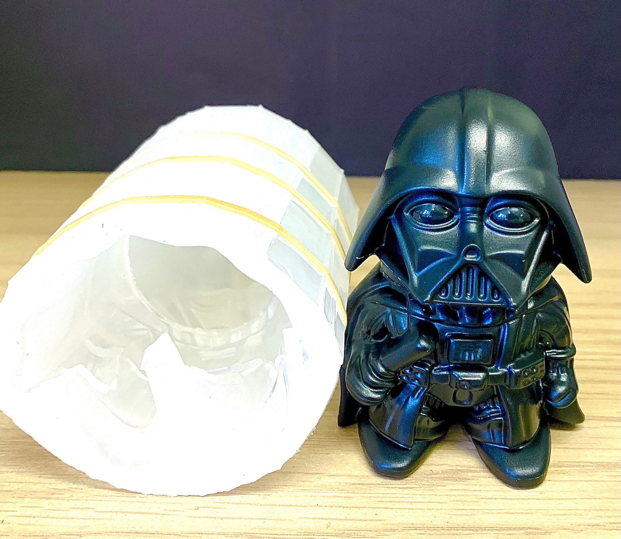 Star Wars™ Darth Vader Etched Glasses & Ice Molds Set