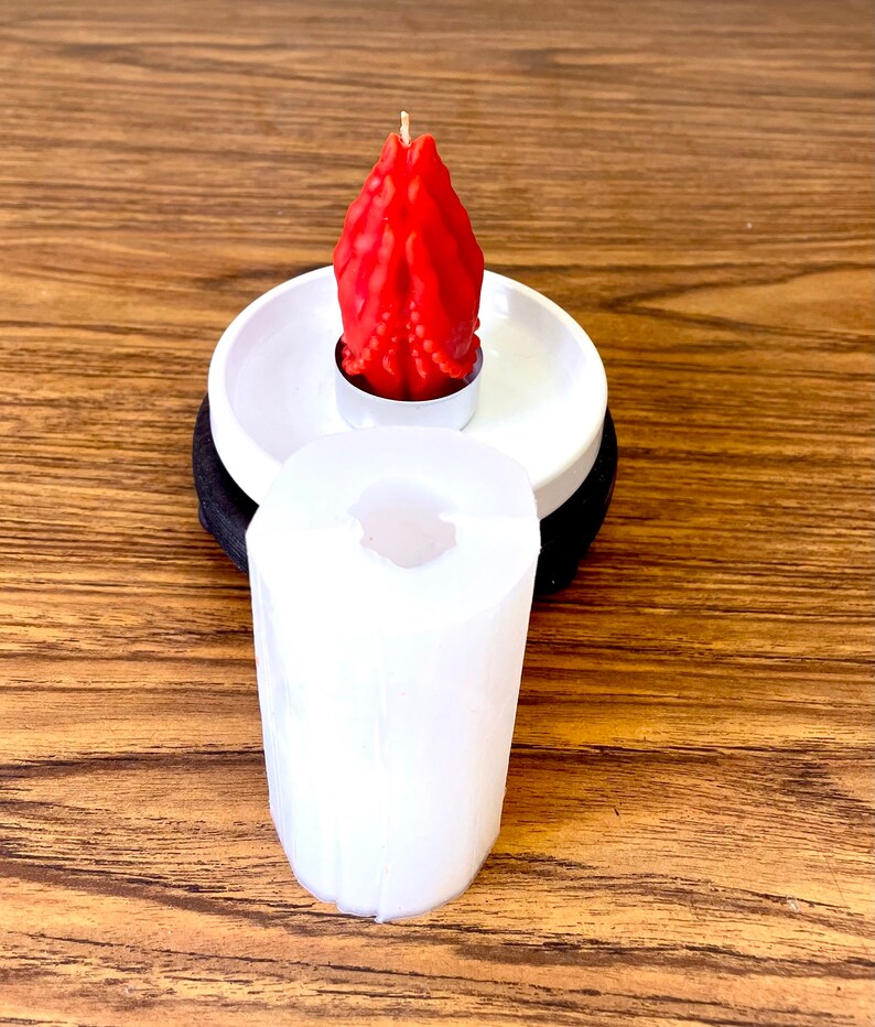 hand mold candle