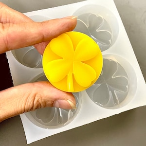 Silicone 4 leaf clover Tealight candle Mold - 4 cavities - wax melt lotion bar soap mold - resin mold