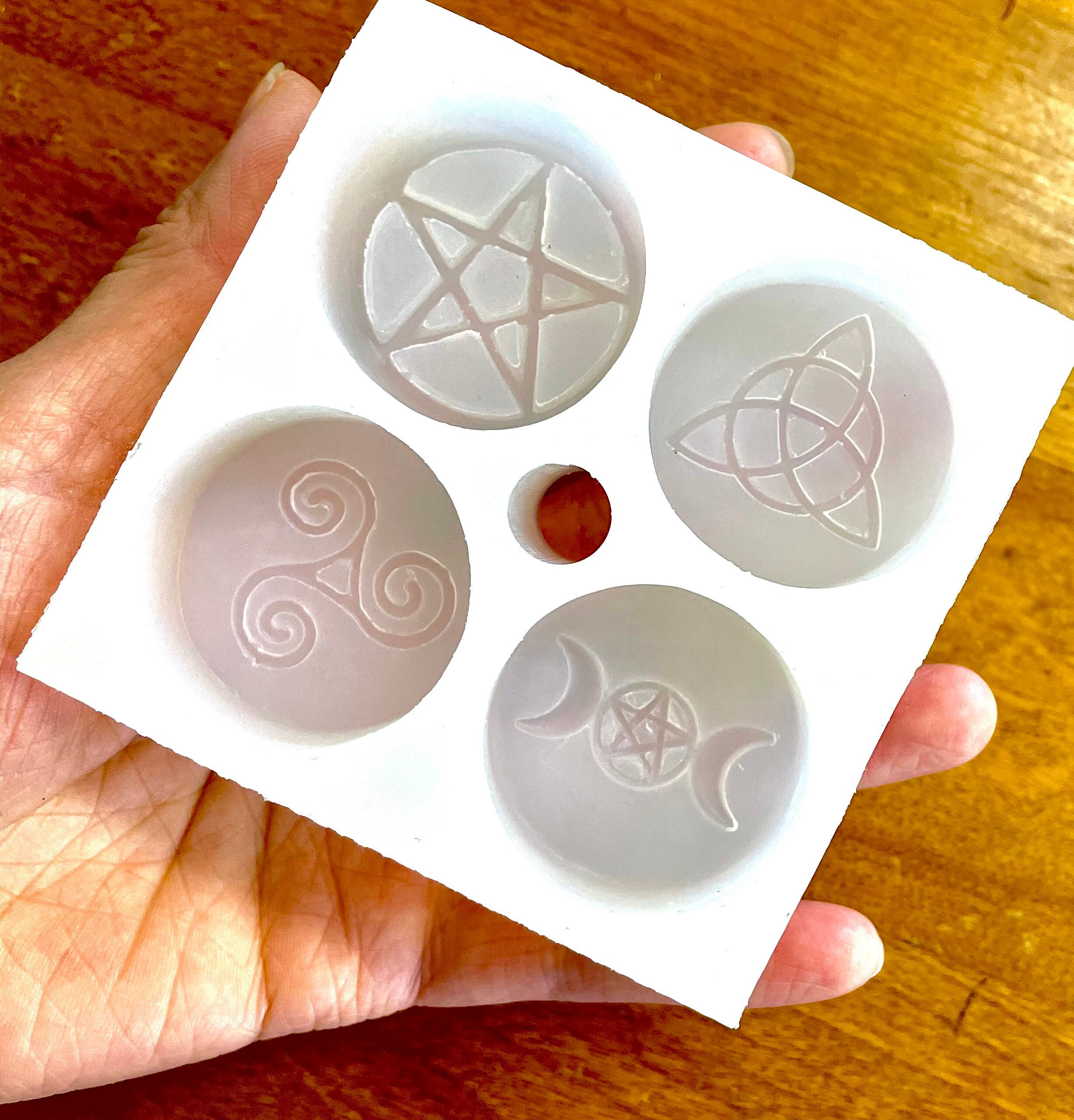 Silicone chakra Tea light candle Mold - Pentagram - triple moon - pag…