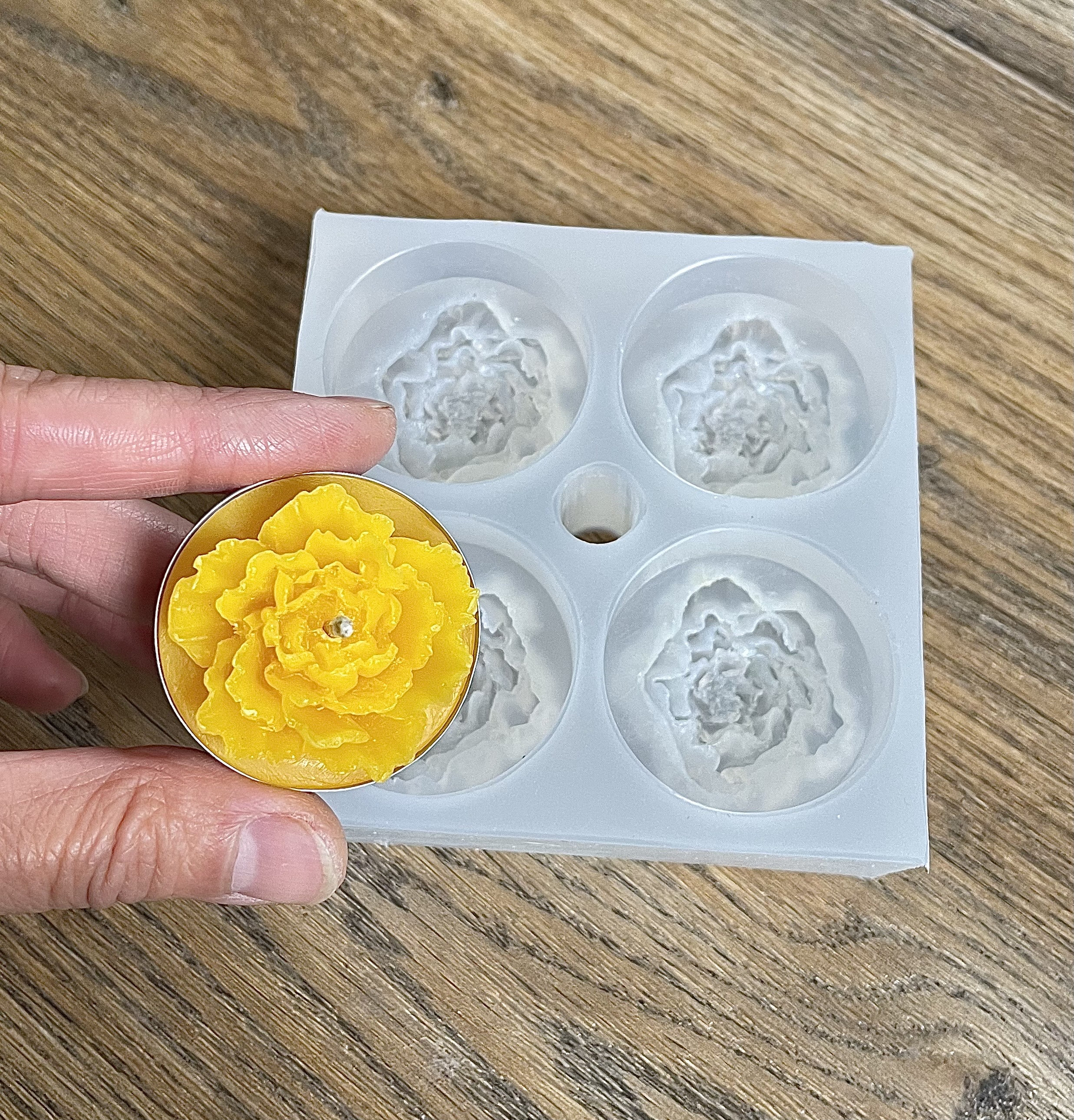 8 oz Silicone beeswax block Mold - honeycomb Tray mold - Food