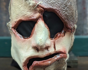 Flesh  mask 1/2