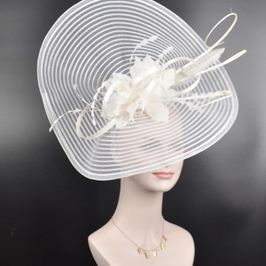 Cute Jumbo White Royal Ascot Horse Race Oaks day hat  Fascinator Kentucky Derby Hat Church Tea wedding Party Hat