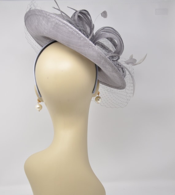 Gray Sinamay Fascinator Hat: Feather & Net Derby Hat - Etsy display picture 1