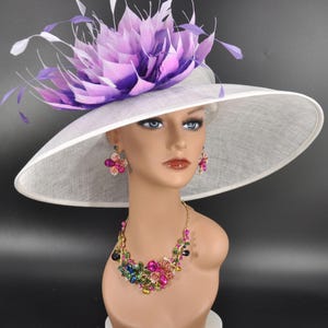 White w Mix Purple Feather Flower Kentucky Derby Hat Tea Party Carriage  Royal Ascot Wide Brim Sinamay Hat