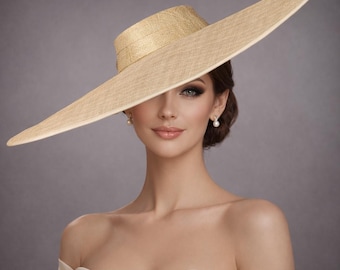 Tocado de sinamay de ala ancha dorado, sombrero Ascot Royal para boda, día de carreras, fiesta del Derby de Kentucky, sesión de fotos en estudio para la madre de la novia