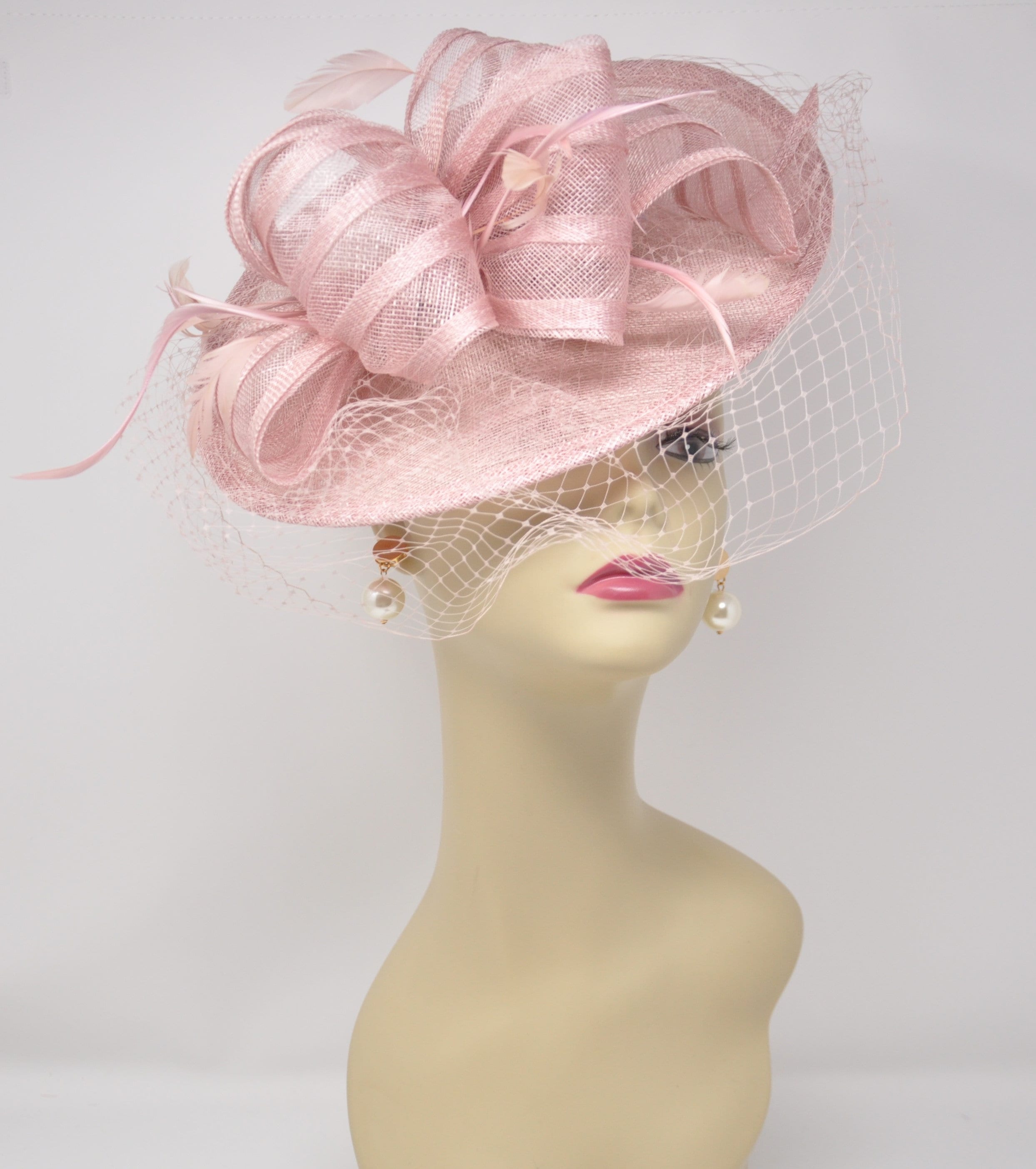 Blush Pink Sinamay Fascinator: Derby Hat With Feathers  display picture 1