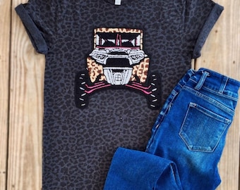 SXS サイドバイサイド UTV アウトドア ヒョウ柄 ブラック ピンク シェニール パッチ ユニセックス T シャツ