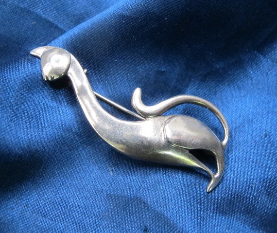 Sterling Kitty Cat with Attitude Brooch 5.6 Grams - image 3