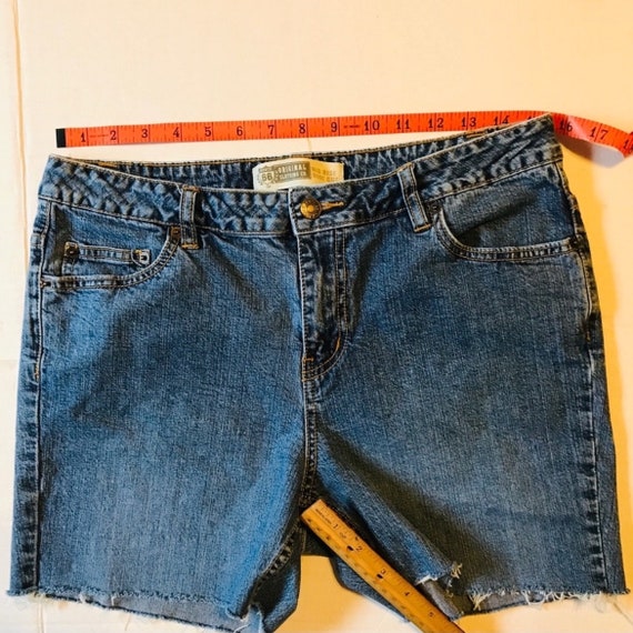 Vintage Upcycled Cut Off Denim Shorts Mid Rise Ro… - image 3