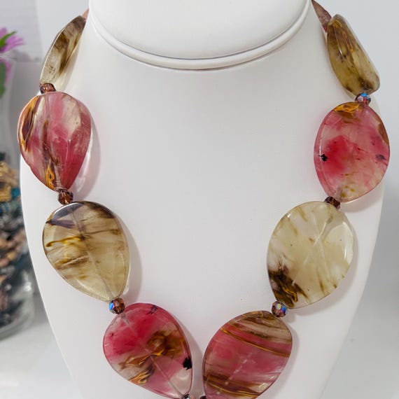 Oval Flat Bead Spring Necklace Statement Jewelry - image 1