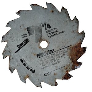 Vintage Rusty 7 1/4&quot; Saw Blade: Steampunk Industrial Art Supply