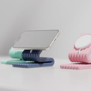 Sleek Minimalist iPhone MagSafe Charging Dock – 3D‑Printed Desk Stand