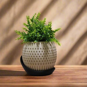 Modern Geometric Planter with Drainage + Saucer – 3D Printed Indoor Plant Pot, Custom Colors, Minimalist Home Décor