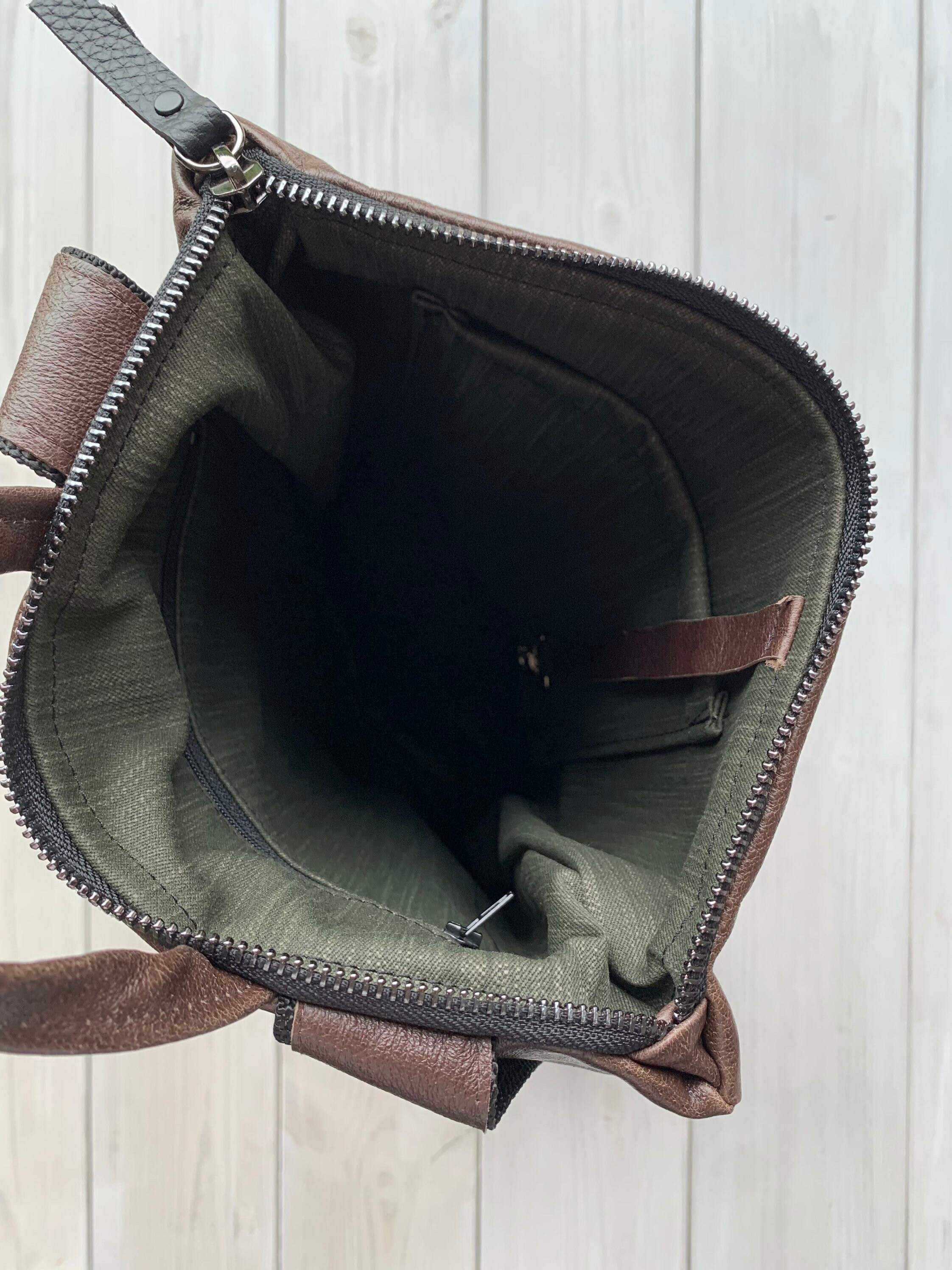ミュージシャン RAD MARKET MINI LEATHER BACKPACK MINI – Rad Revolution