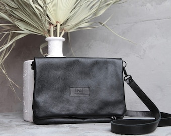 Leder Crossbody Tasche, Umhängetasche, LederTasche, Reißverschluss Ledertasche, lässige und schlichte Ledertasche, kleine schwarze Leder Schultertasche