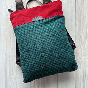 Mochila de cuero rojo quemado, mochila reciclada, cartera de cuero, mochila minimalista, mochila convertible, mochila moderna, regalo para ella