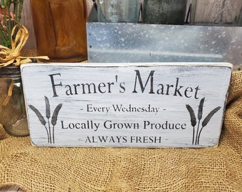 Vintage Farmers Market Wood Sign: Rustic Farmhouse Decor
